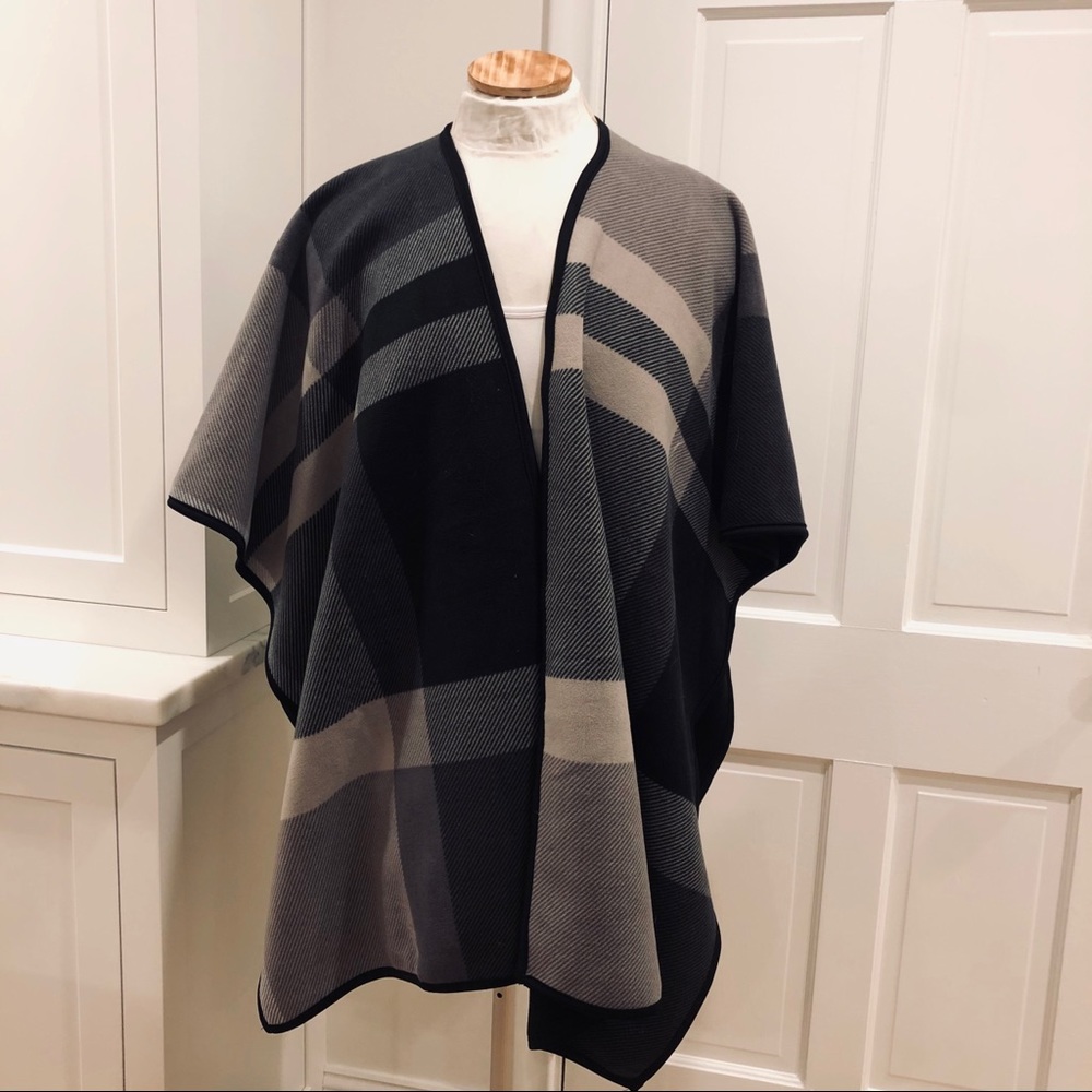 Plaid Fleece Shawl/Scarf/Cape